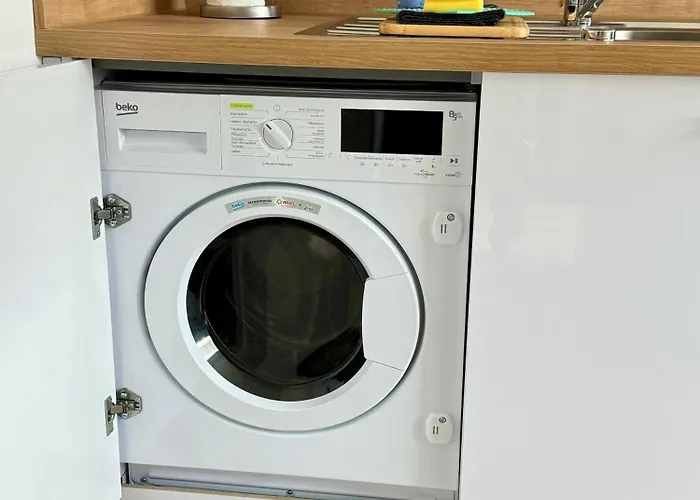 3 Apartment, 90 Qm, Ruhig Und Zentrumsnah, Max 6 Pers, 15 Qm Balkon , Private Garage, Internet 1000 Mbit * Sindelfingen